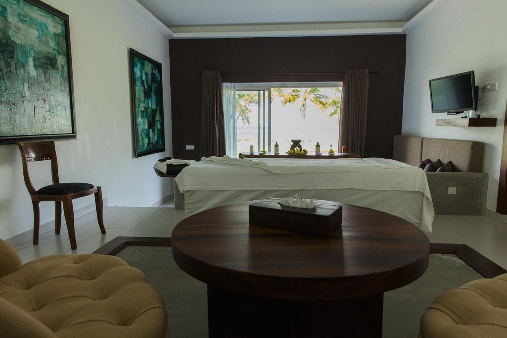Anilana Pasikuda Hotel Passikudah Екстериор снимка