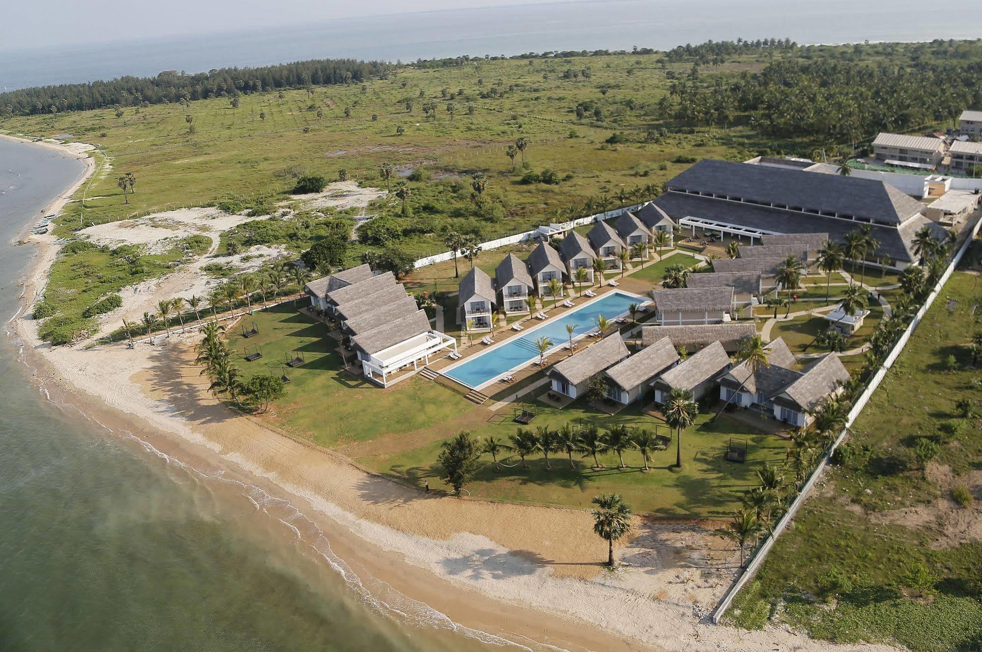Anilana Pasikuda Hotel Passikudah Екстериор снимка